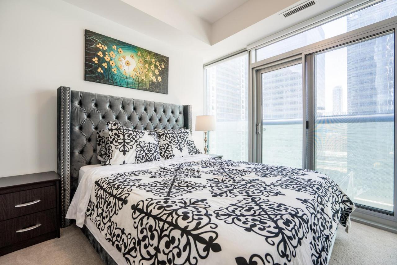 Aaira Suites Toronto Exteriör bild