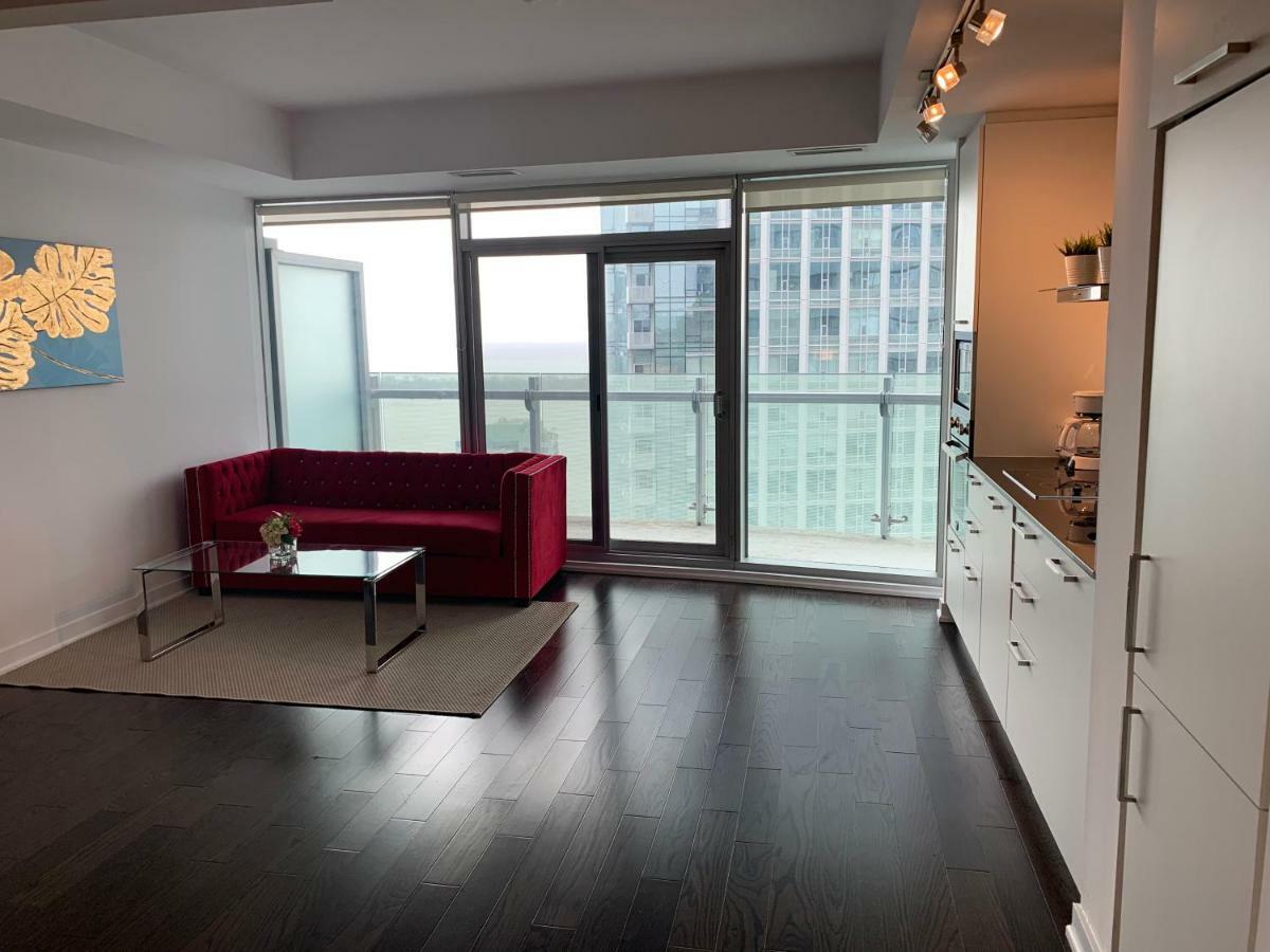 Aaira Suites Toronto Exteriör bild