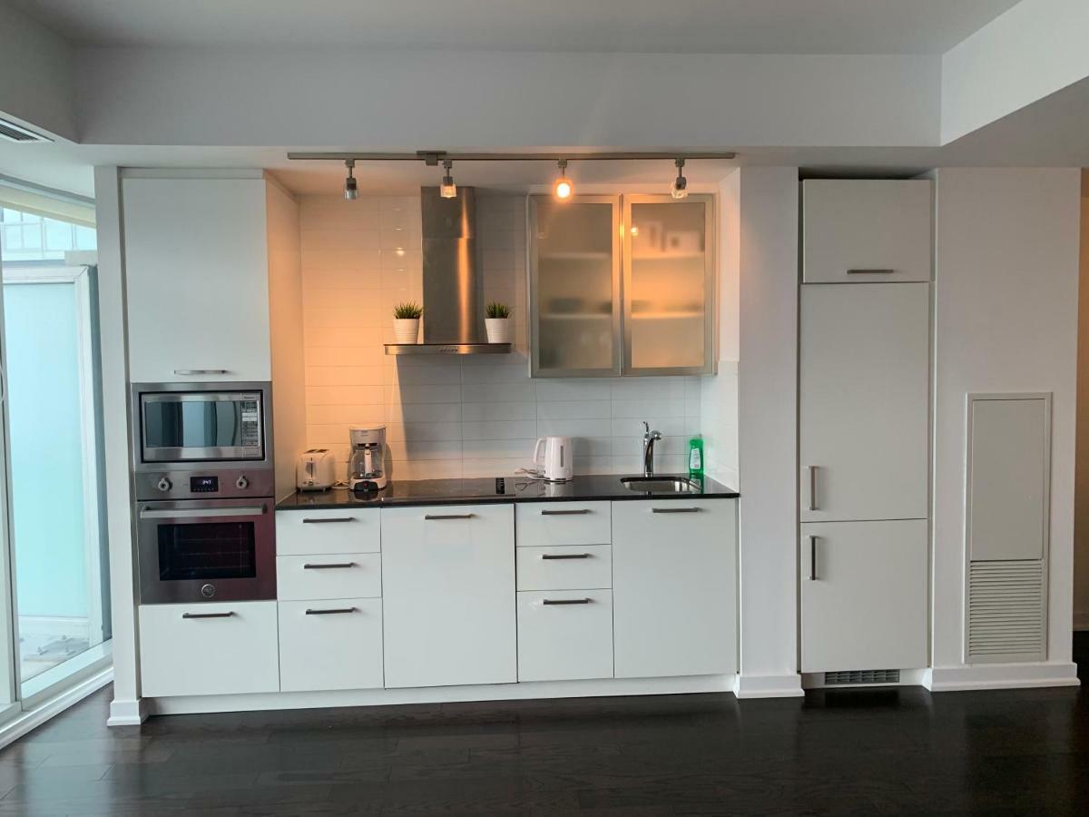 Aaira Suites Toronto Exteriör bild